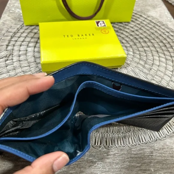 Ted baker men’s wallet - Picture 4 of 5